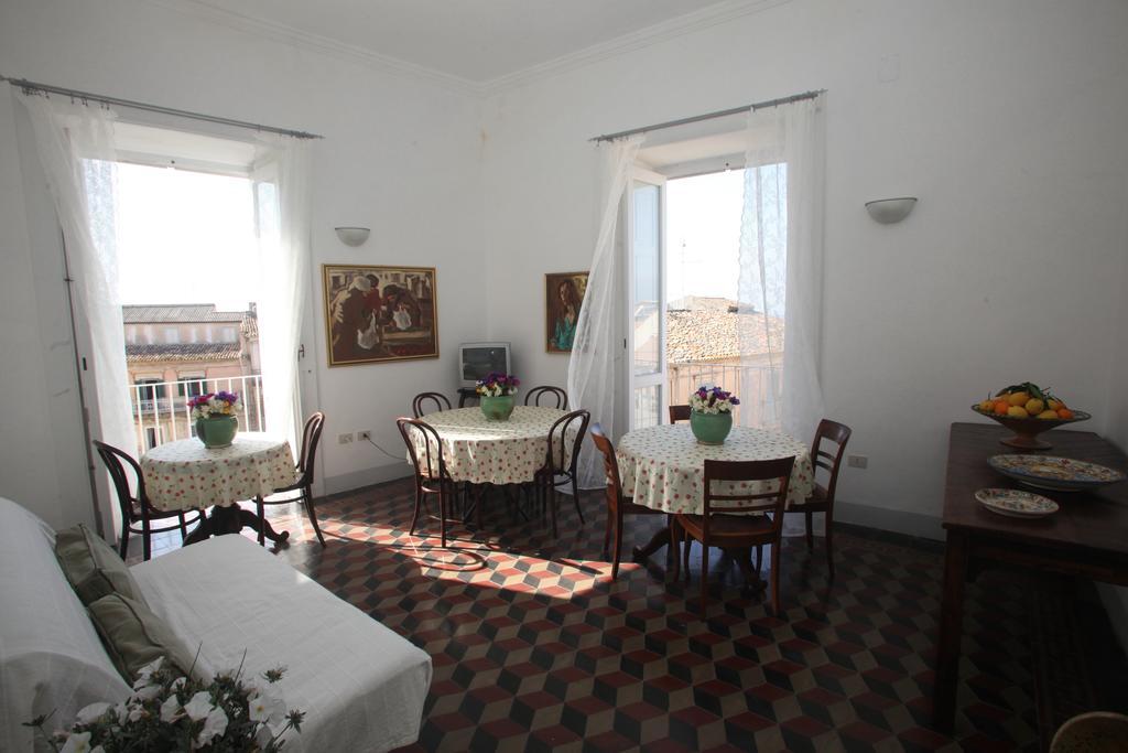 Al Vecchio Castello Bed & Breakfast Tropea Exterior photo